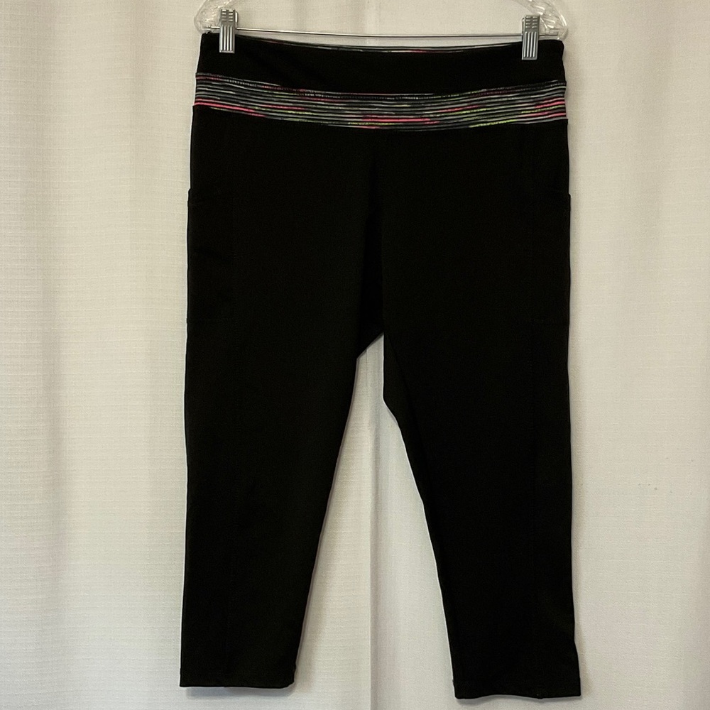 Take A Walk Black Cropped Leggings with Striped Waistband Size XL